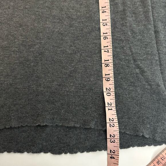 Sundry Gray Wool Cashmere Sweater Red Studded Heart Size Small Valentine's Day - Picture 7 of 9